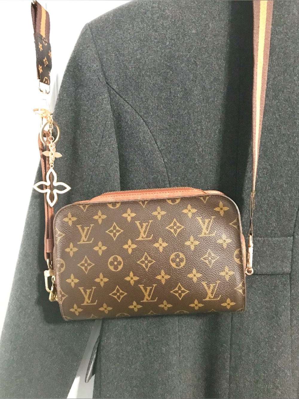 ✅AUTHENTIC LV BAG 2 WAYS LOUIS VUITTON MONOGRAM - Picture 4 of 12